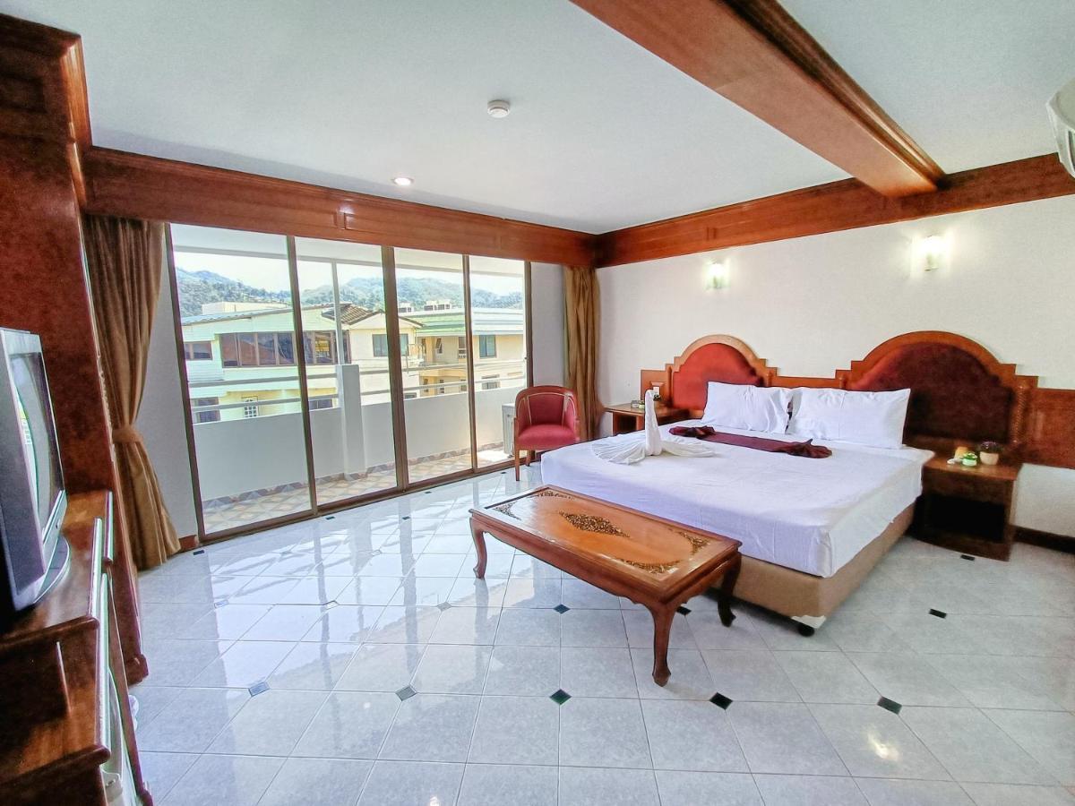 Black Pearl Patong Beachfront ภายนอก รูปภาพ