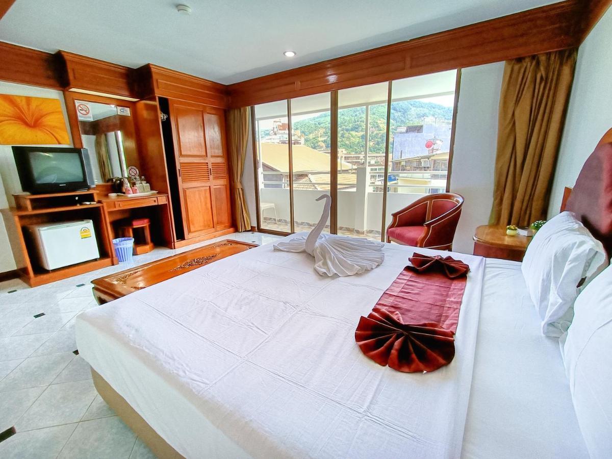 Black Pearl Patong Beachfront ภายนอก รูปภาพ