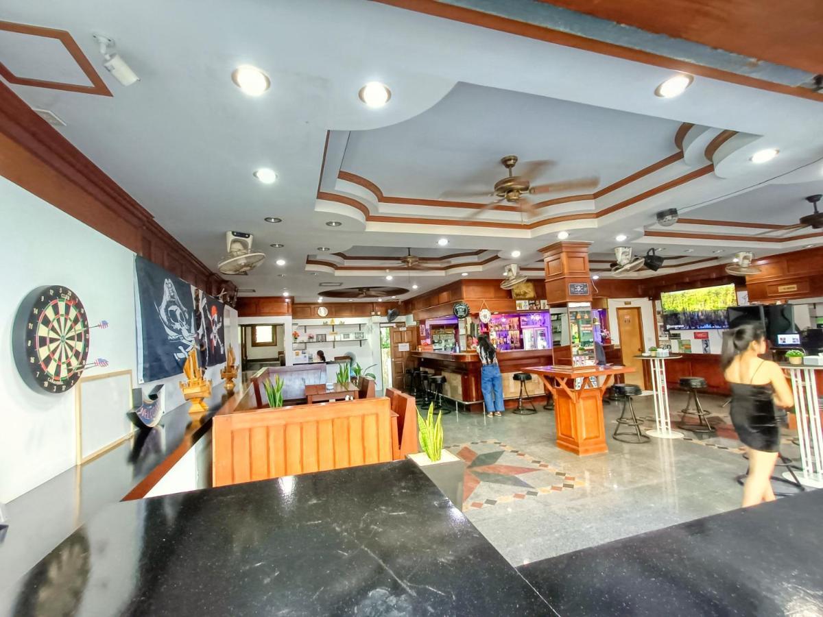 Black Pearl Patong Beachfront ภายนอก รูปภาพ