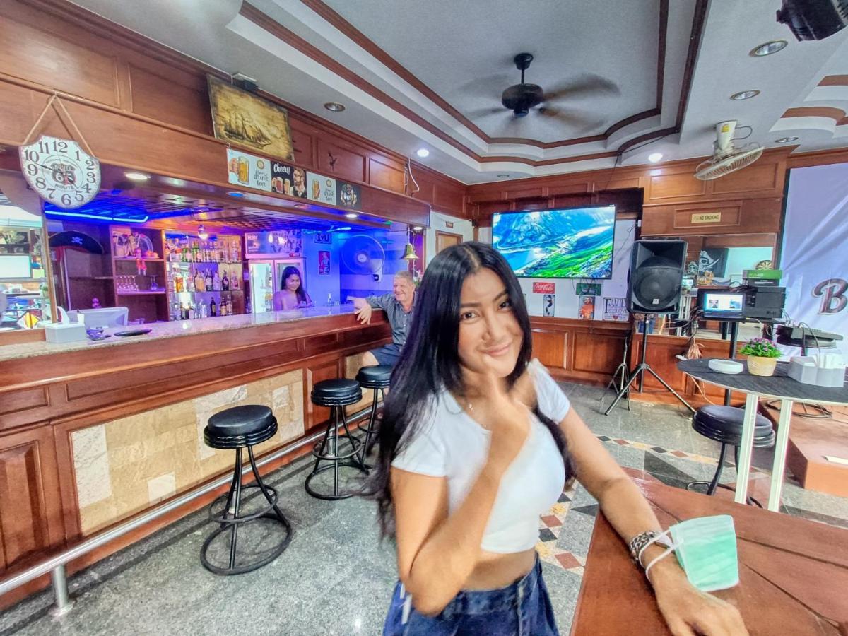 Black Pearl Patong Beachfront ภายนอก รูปภาพ